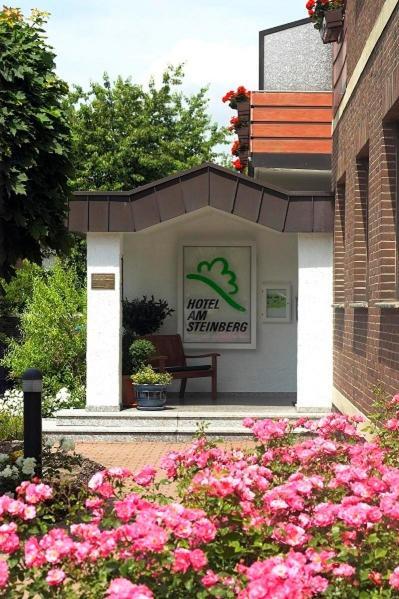הילדסהיים Hotel Am Steinberg מראה חיצוני תמונה